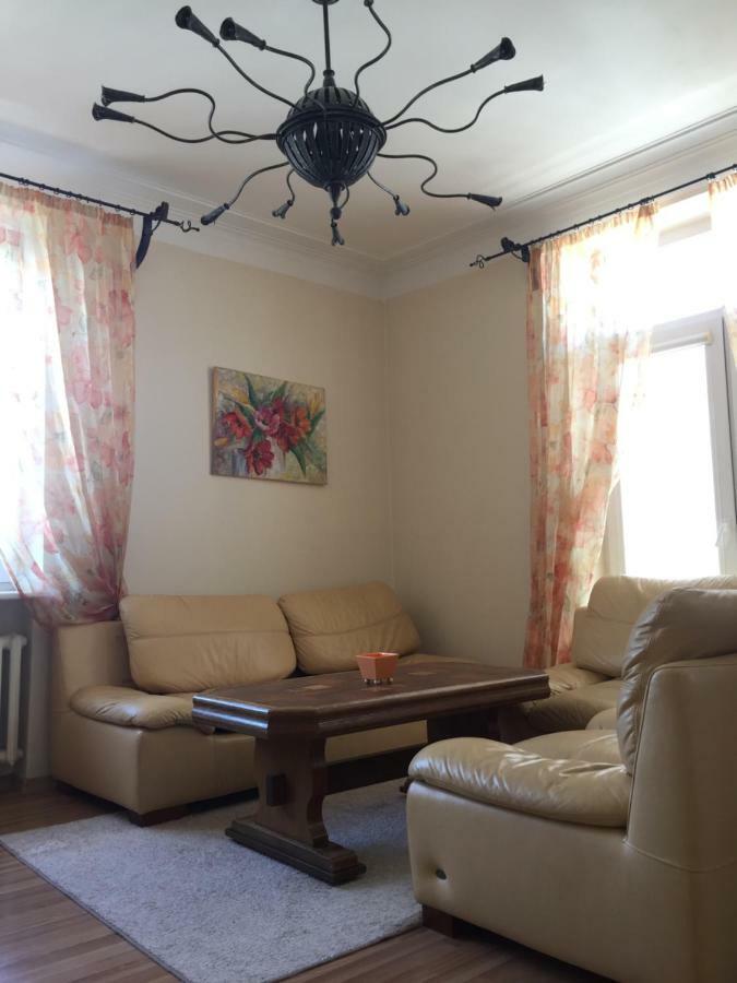 Old Town Apartament Шяуляй Экстерьер фото