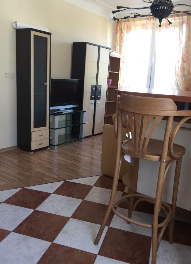 Old Town Apartament Шяуляй Экстерьер фото